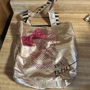 Tote bag